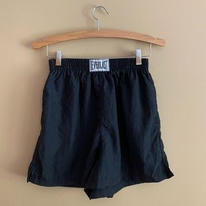🍁5 for 20!🍁 NWT EVERLAST Shorts
